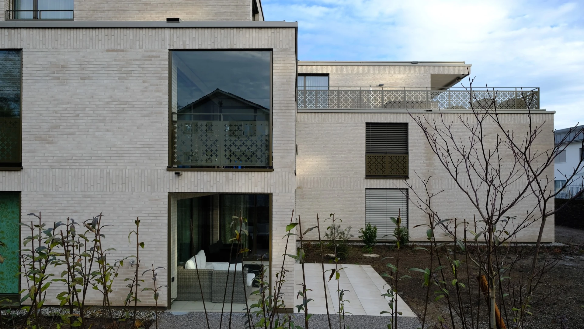 Fassadenarbeiten R-COOR — Mehrfamilienhaus Schweiz
